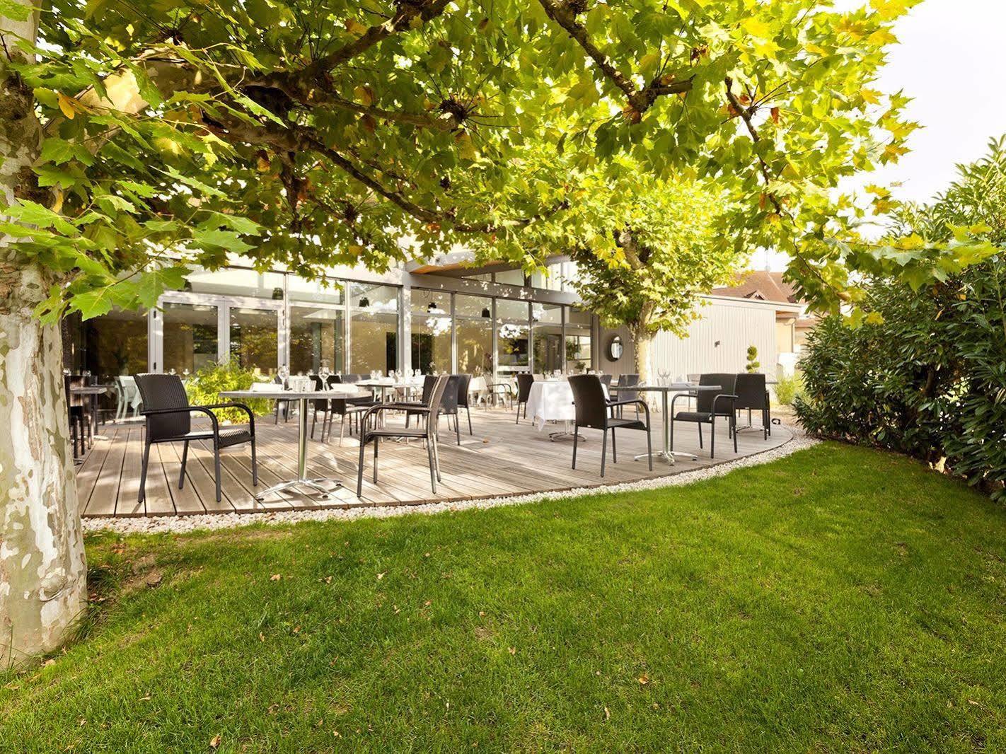 Hostellerie Saint Germain Екстериор снимка